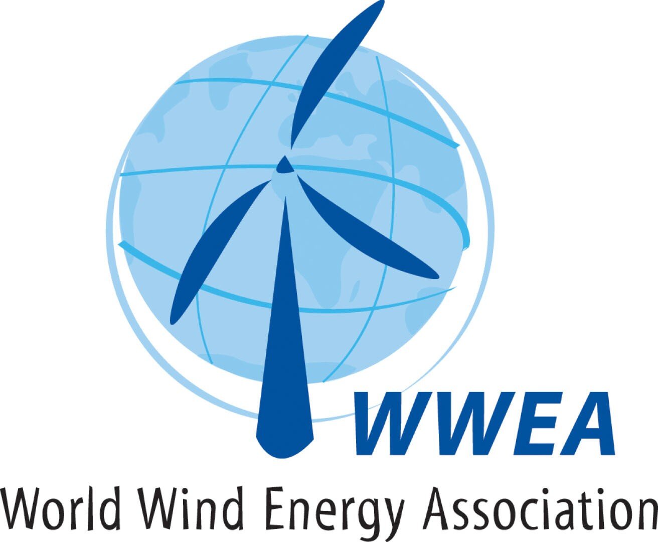 Logo der World Wind Energy Association mit einer stilisierten blauen Windturbine über einer Weltkugel mit Breiten- und Längengraden und dem Text WWEA World Wind Energy Association darunter.