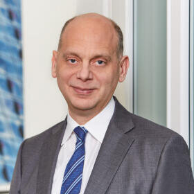 Dr. Andreas Hinsch
